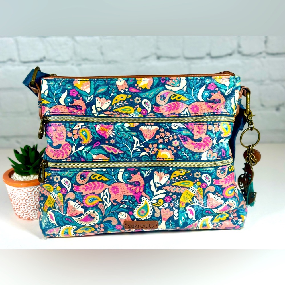 BOHO Sakroots turquois & pink Paisley Floral Peacock Purse Crossbody